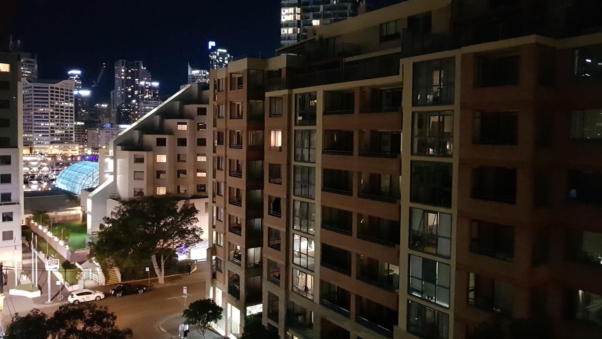 סידני Liv Arena Apartments Darling Harbour מראה חיצוני תמונה